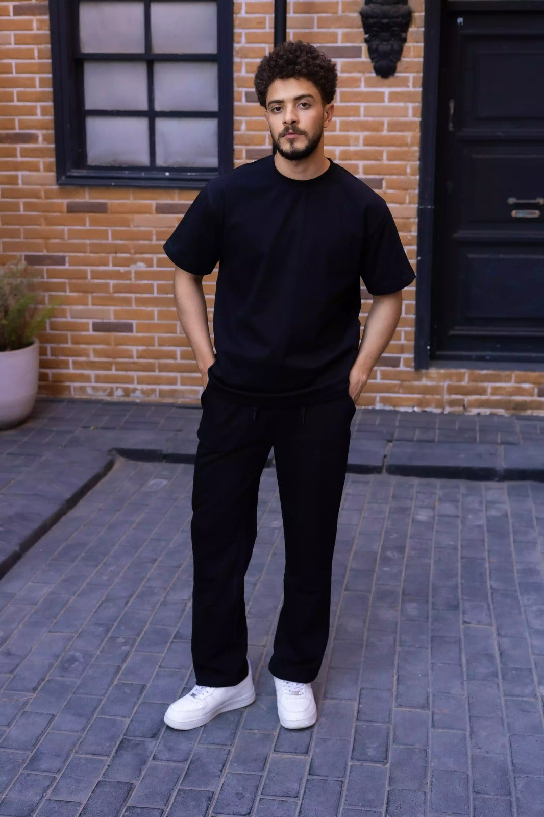 BLACK-SET